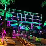 Club Robin Hood 4* אלאניה