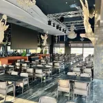 Club Robin Hood Otel 4*