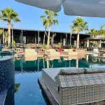 Club Robin Hood 4* אלאניה