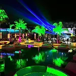 Club Robin Hood Otel 4*