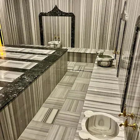 Club Robin Hood Hotell 4*