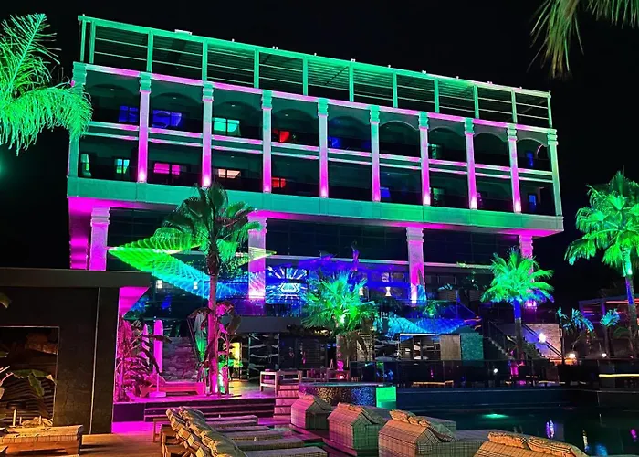 Club Robin Hood 4* Alanya